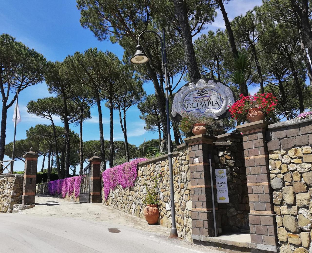Oasi Olimpia Relais Hotell SantʼAgata sui Due Golfi Eksteriør bilde