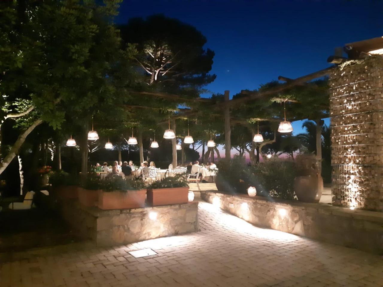 Oasi Olimpia Relais Hotell SantʼAgata sui Due Golfi Eksteriør bilde
